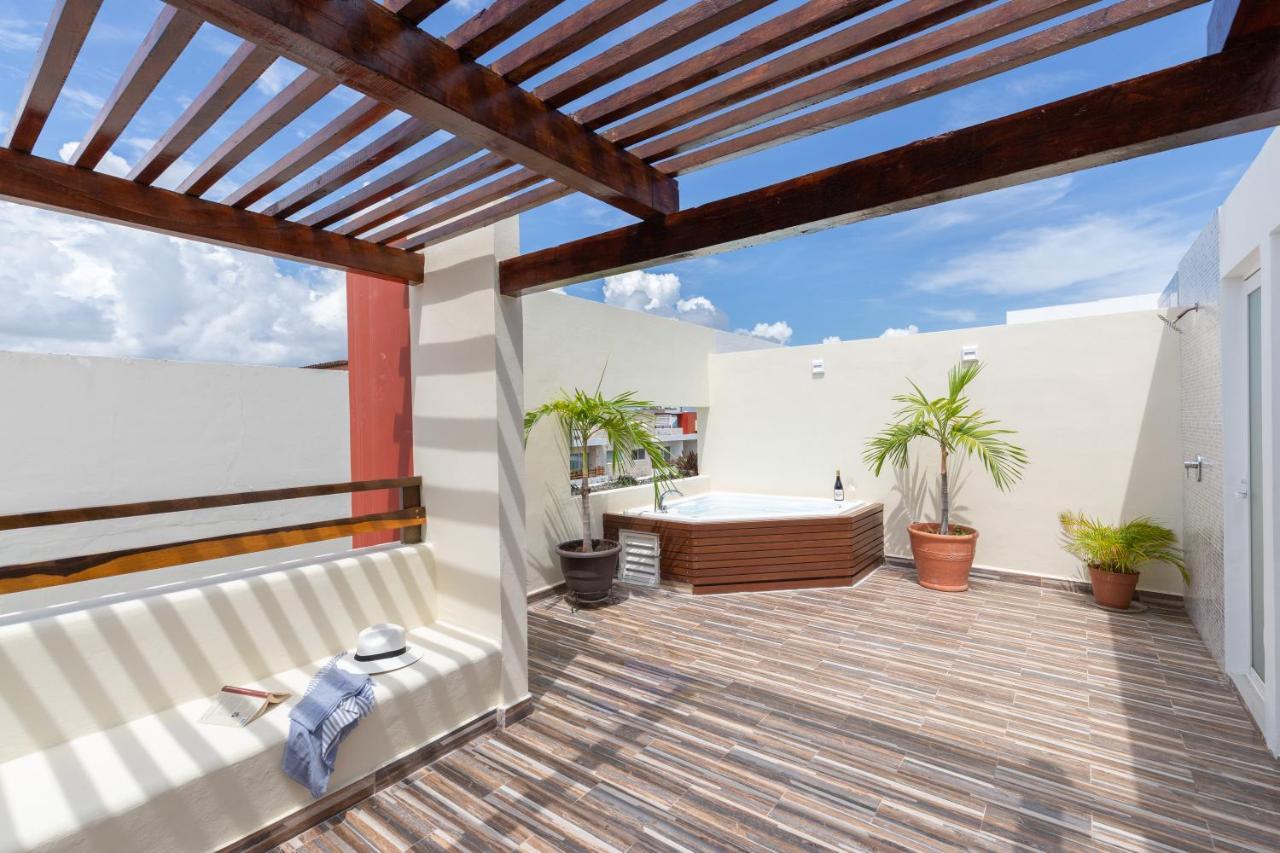 Phenomenal Combo Of 2 Separate Ph 1 In Playa Del Carmen With Private Jacuzzi, Chic Amenities, Gym And 2 Rooftops Экстерьер фото